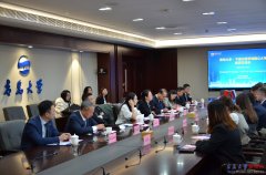 俄罗斯下诺夫哥罗立大学代表团拜候我校